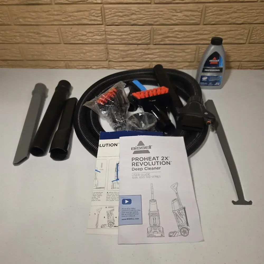 Bissell Proheat 2X Revolution Pet Pro 2 in 1 Upholstery Tool Hose & Attachments